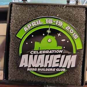 Star Wars Celebration Anaheim Pin 2015 R2D2 Builders Club